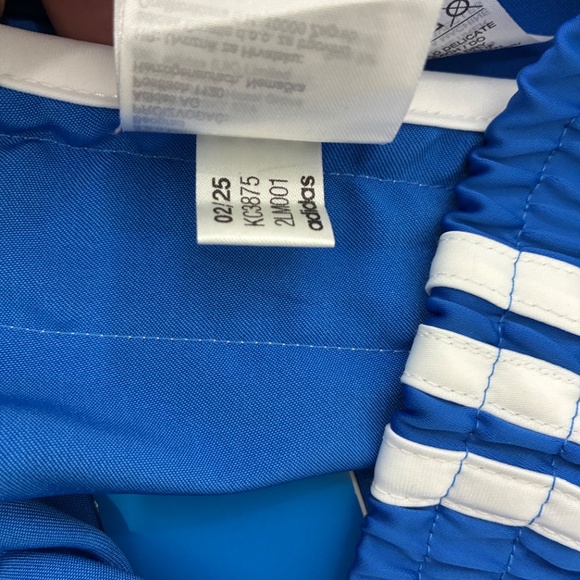 adidas Originals Women’s XL Sprinter Satin Shorts Blue 3 Stripe KC3875 Hot Pants - Picture 8 of 11